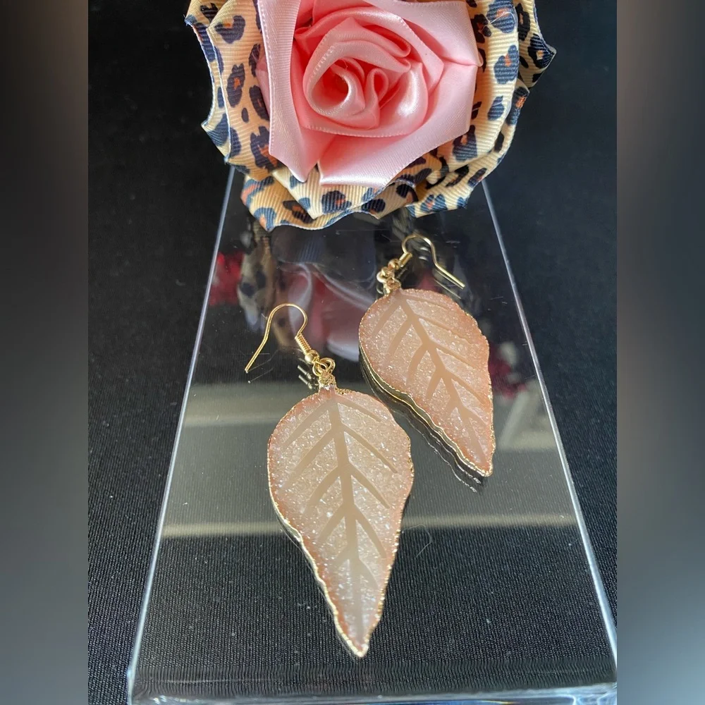 Elle Peach & Gold Leaf Dangle Earrings